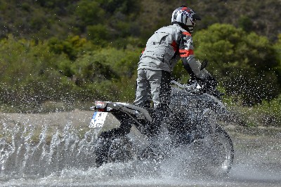 BMW R 1200 GS  Liquid Cooled 2013 - 2013/r1200gs-02/BMW_R1200_GS_LC-2013140.jpg