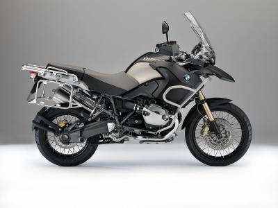Speciální model "90 years of BMW Motorrad", 2012 - bmw-r-1200-gs-90-years_02.jpg