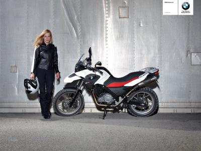  - wallpaper_1600x1200_g650gs_02.jpg